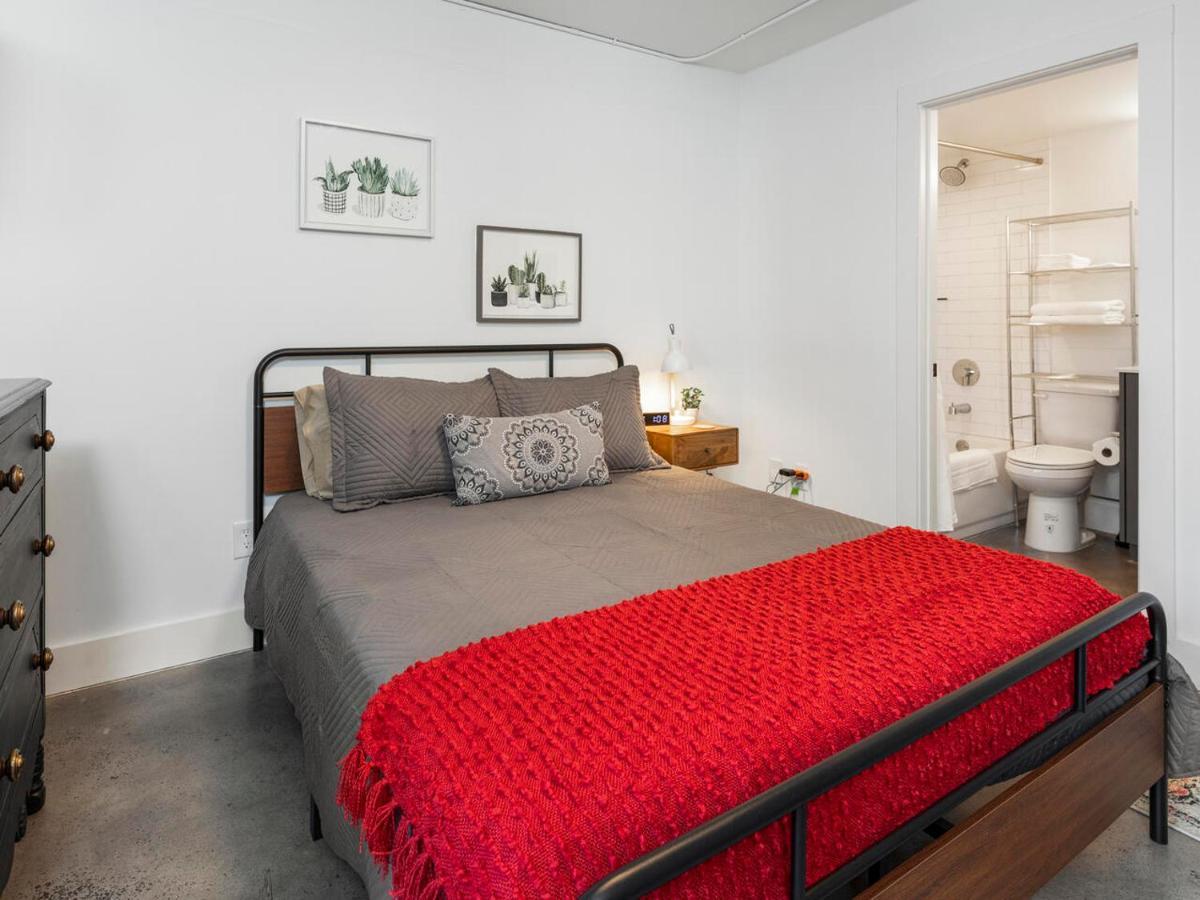 Comfortable Studio With Queen Bed, City Walkable! Apartment Atlanta Bagian luar foto